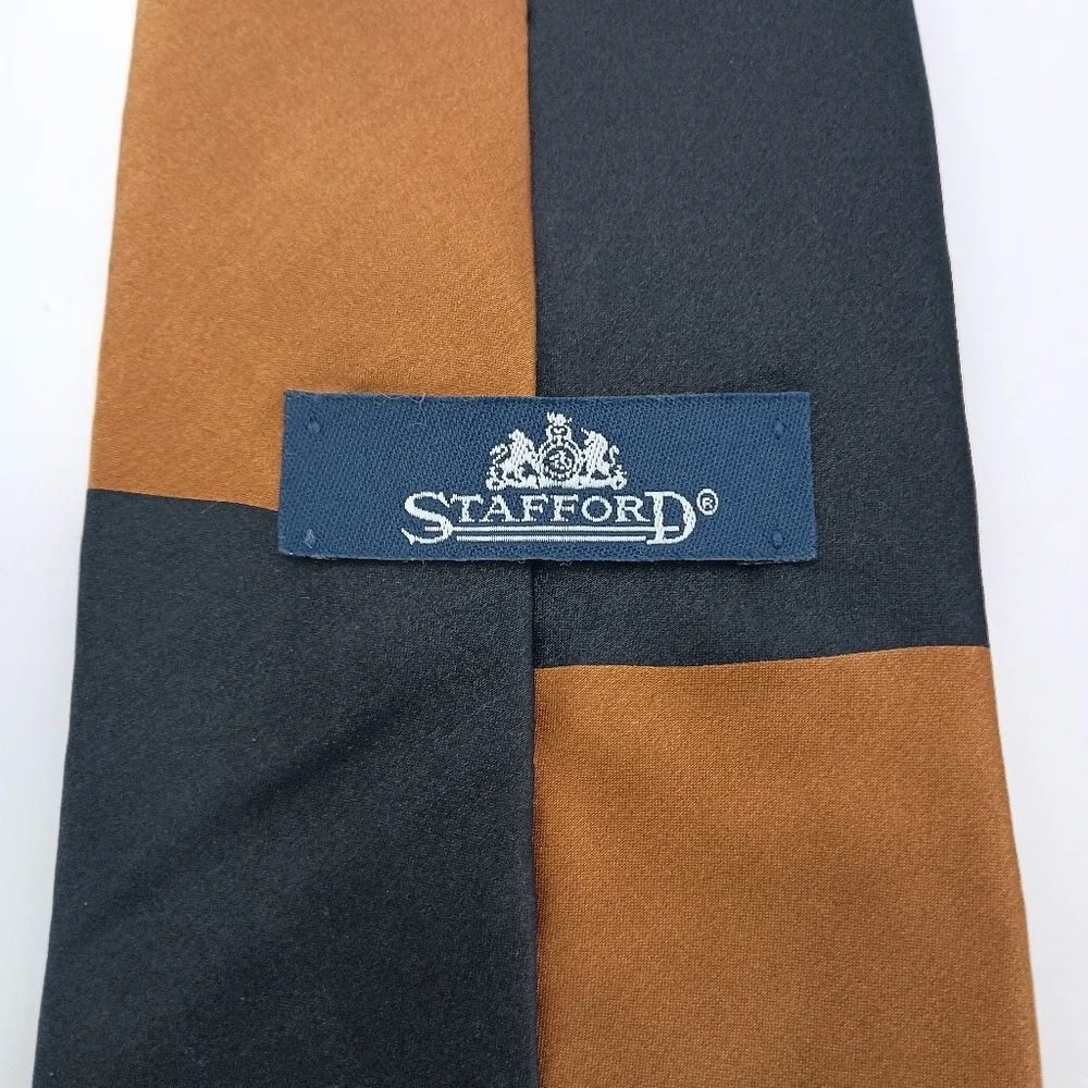 Stafford Gold And Black‎ 100% Silk Men's Tie